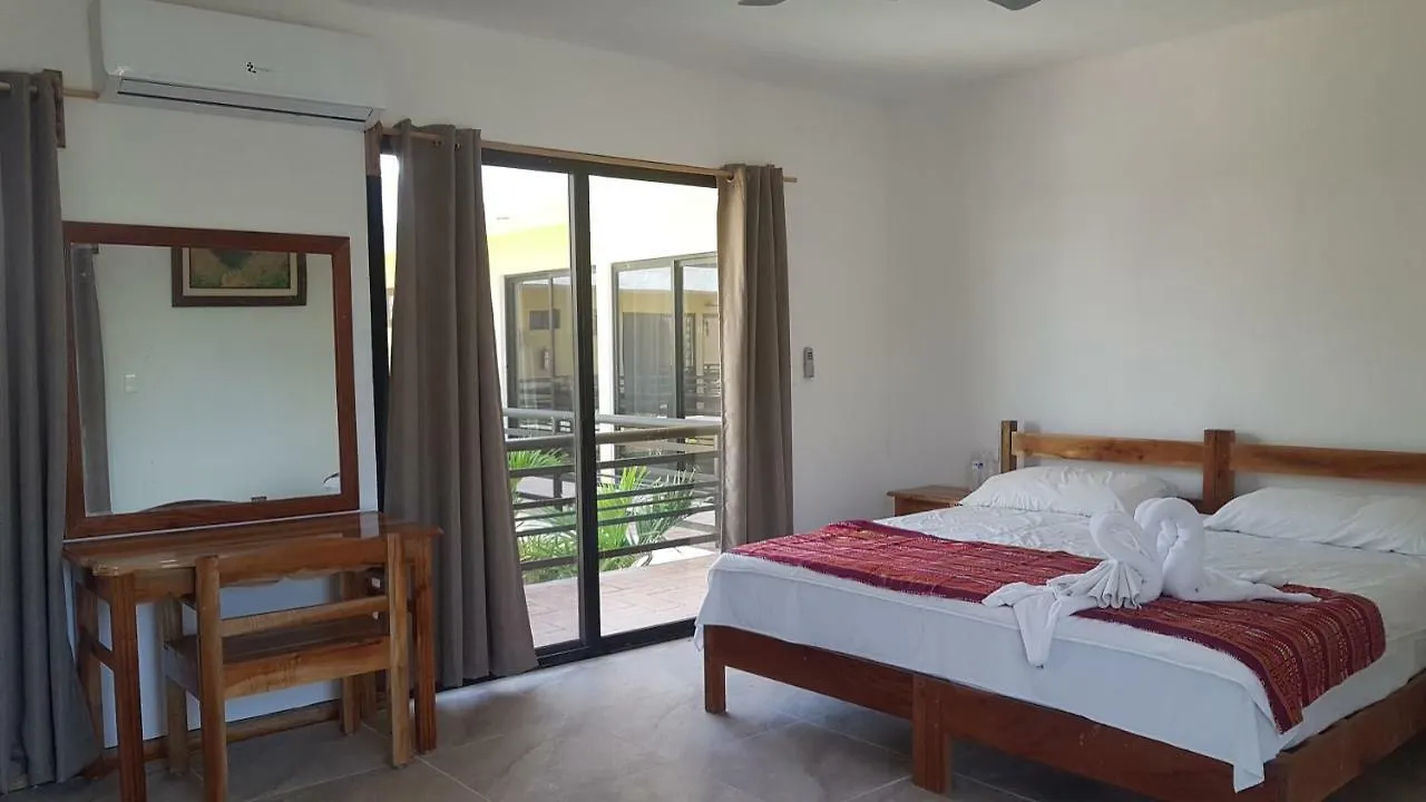 Hotel Iker 툴룸